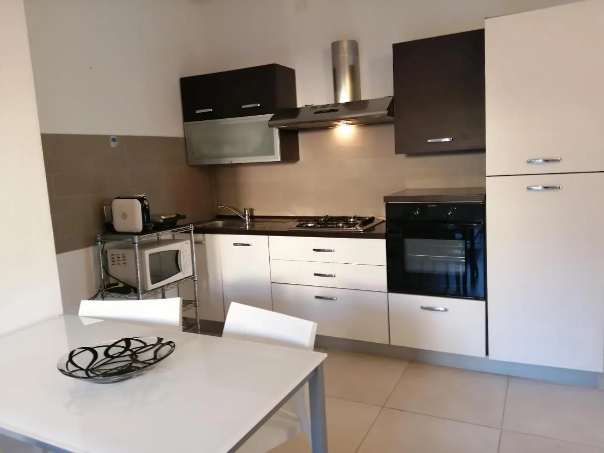 Mare E Monti Apartment Marina Di Carrara